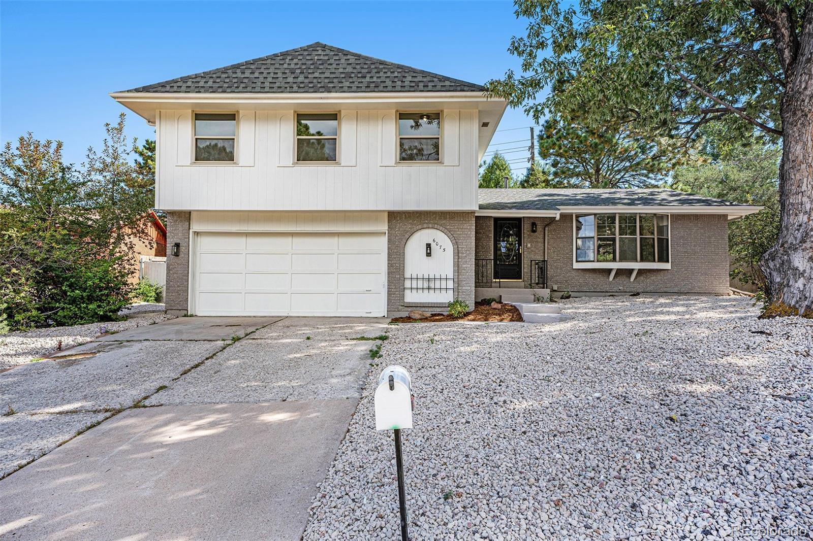 6075 Castlewood Lane Colorado Springs CO 80918