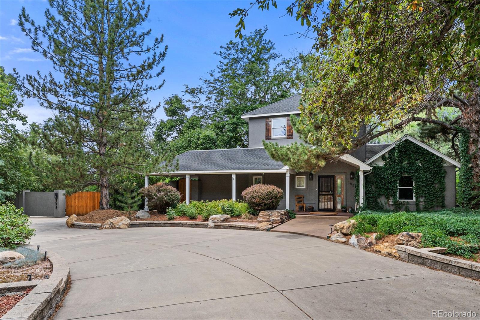 1055 Garrison Street Lakewood CO 80215