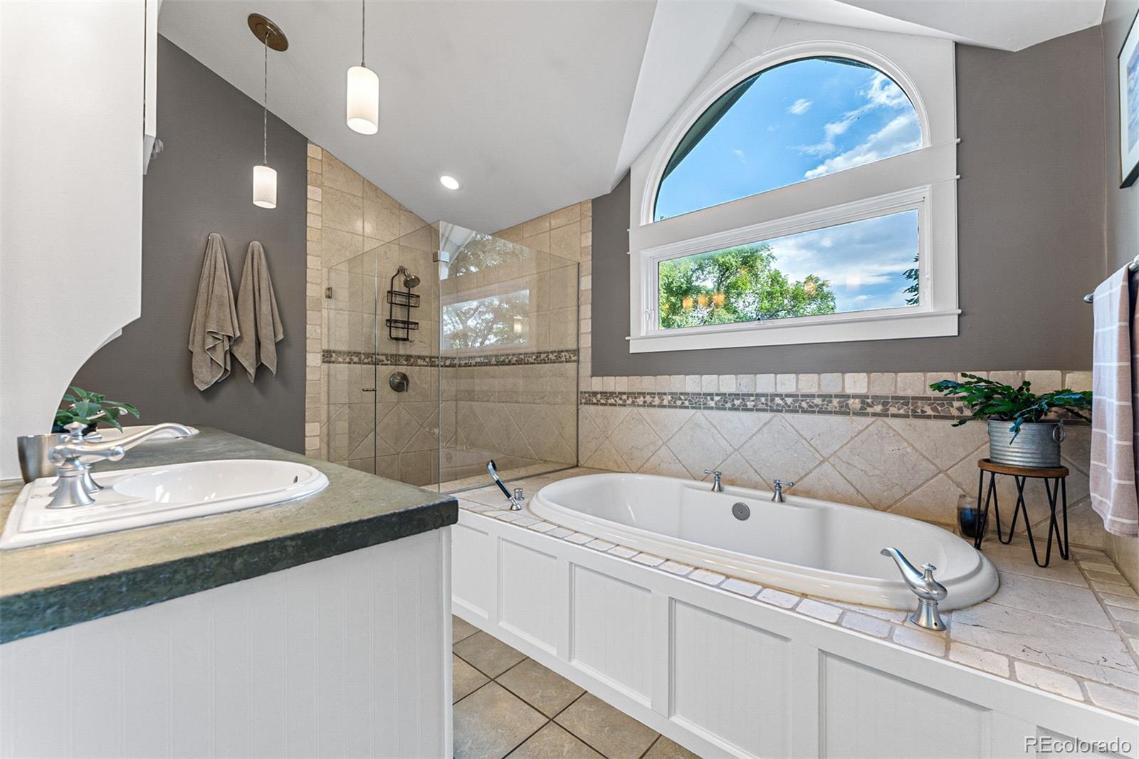 1055 Garrison Street Lakewood CO 80215