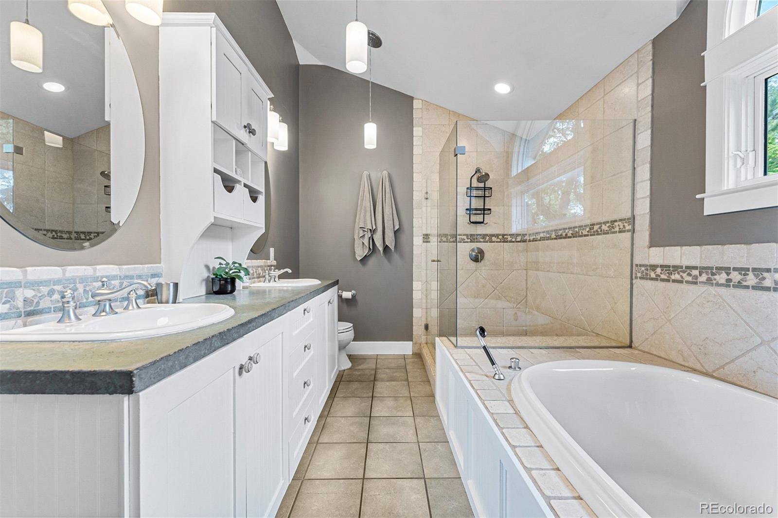1055 Garrison Street Lakewood CO 80215