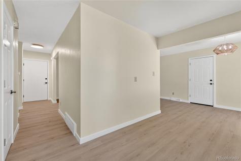 978 S Potomac Way Aurora CO 80012
