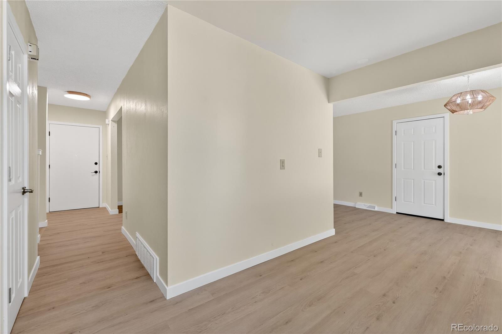 978 S Potomac Way Aurora CO 80012