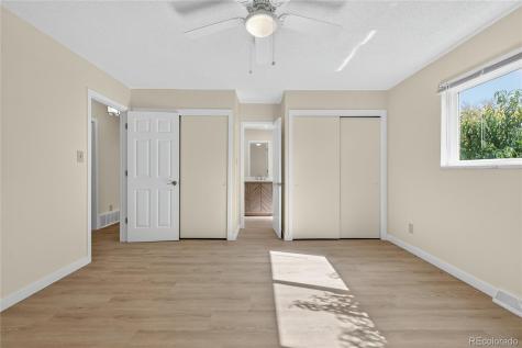 978 S Potomac Way Aurora CO 80012