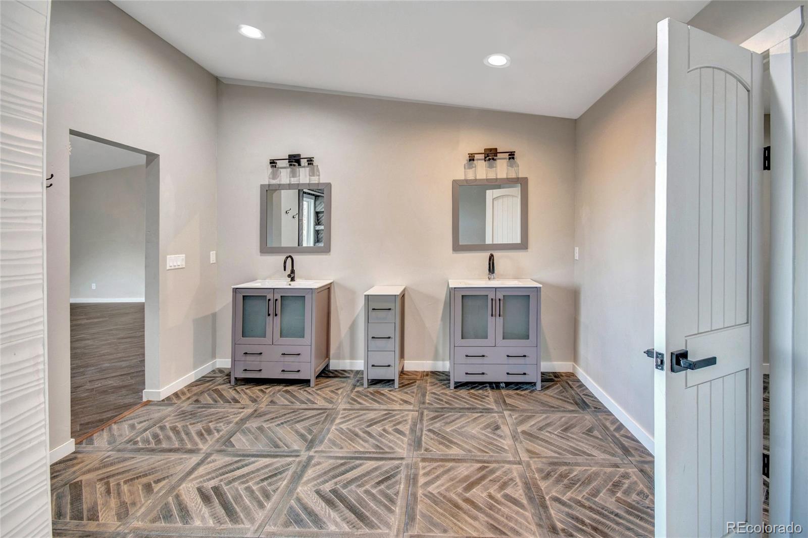 6943 Fox Circle Larkspur CO 80118