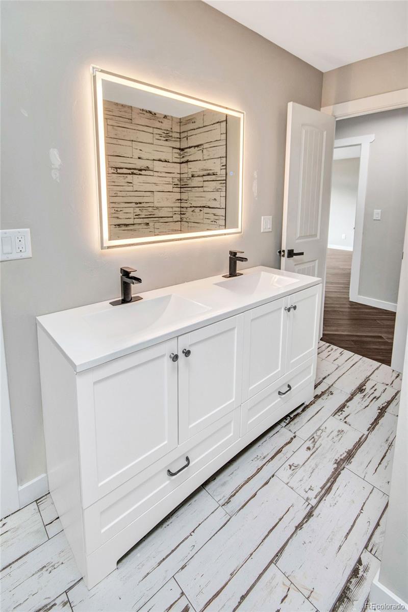 6943 Fox Circle Larkspur CO 80118