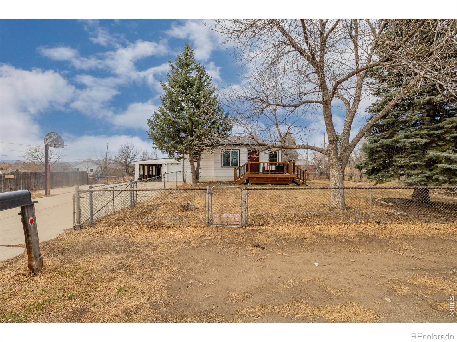 825 Gray Street Lakewood CO 80214