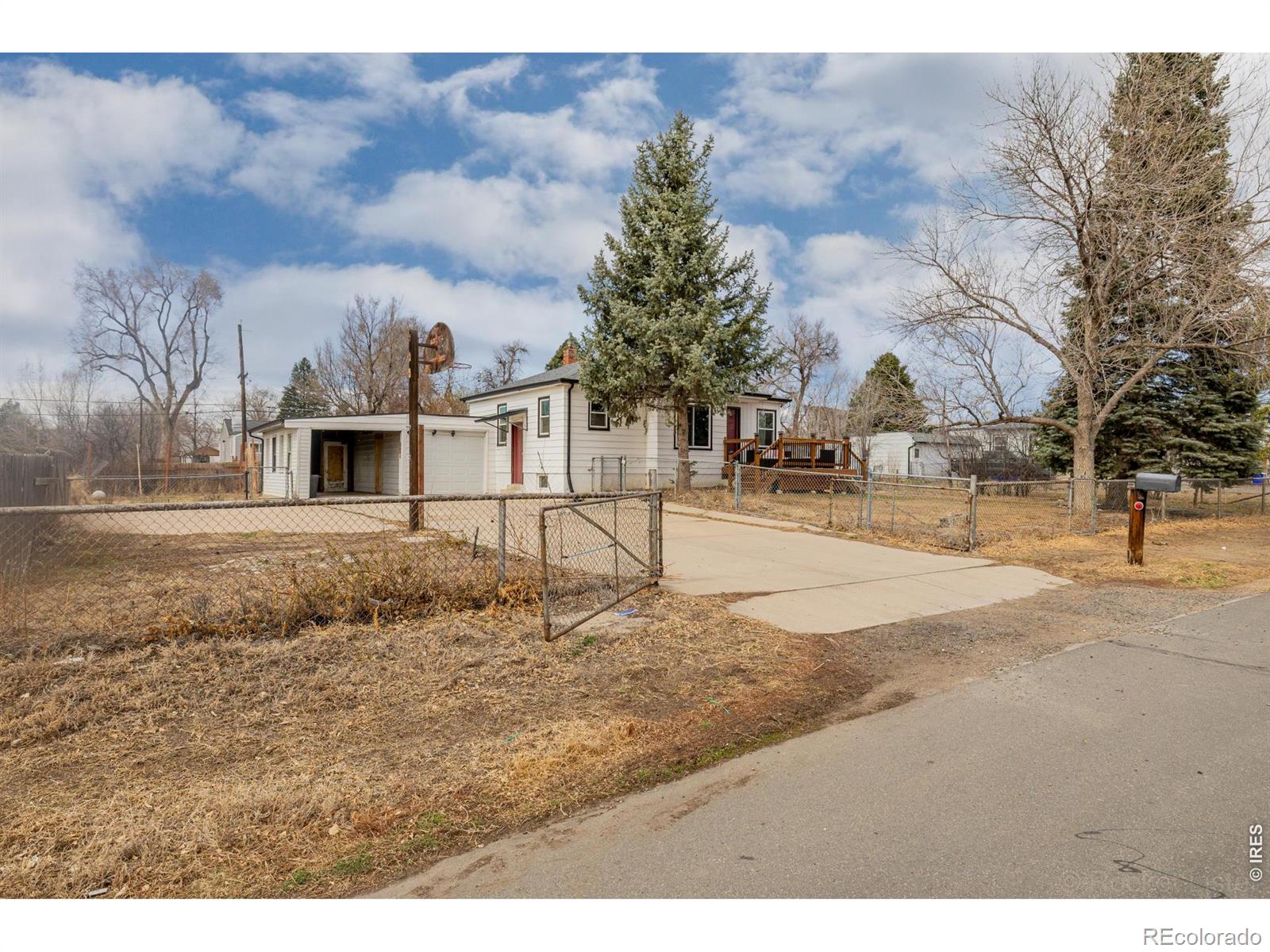 825 Gray Street Lakewood CO 80214