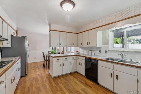 1800 Lewis Court Lakewood CO 80215