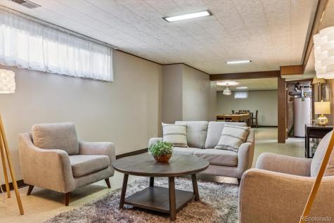 1800 Lewis Court Lakewood CO 80215
