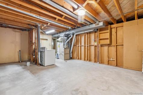 1800 Lewis Court Lakewood CO 80215