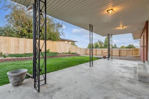 1800 Lewis Court Lakewood CO 80215