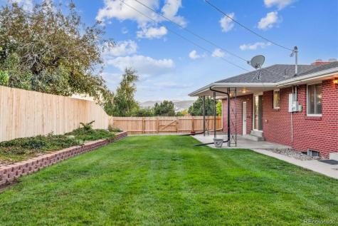 1800 Lewis Court Lakewood CO 80215