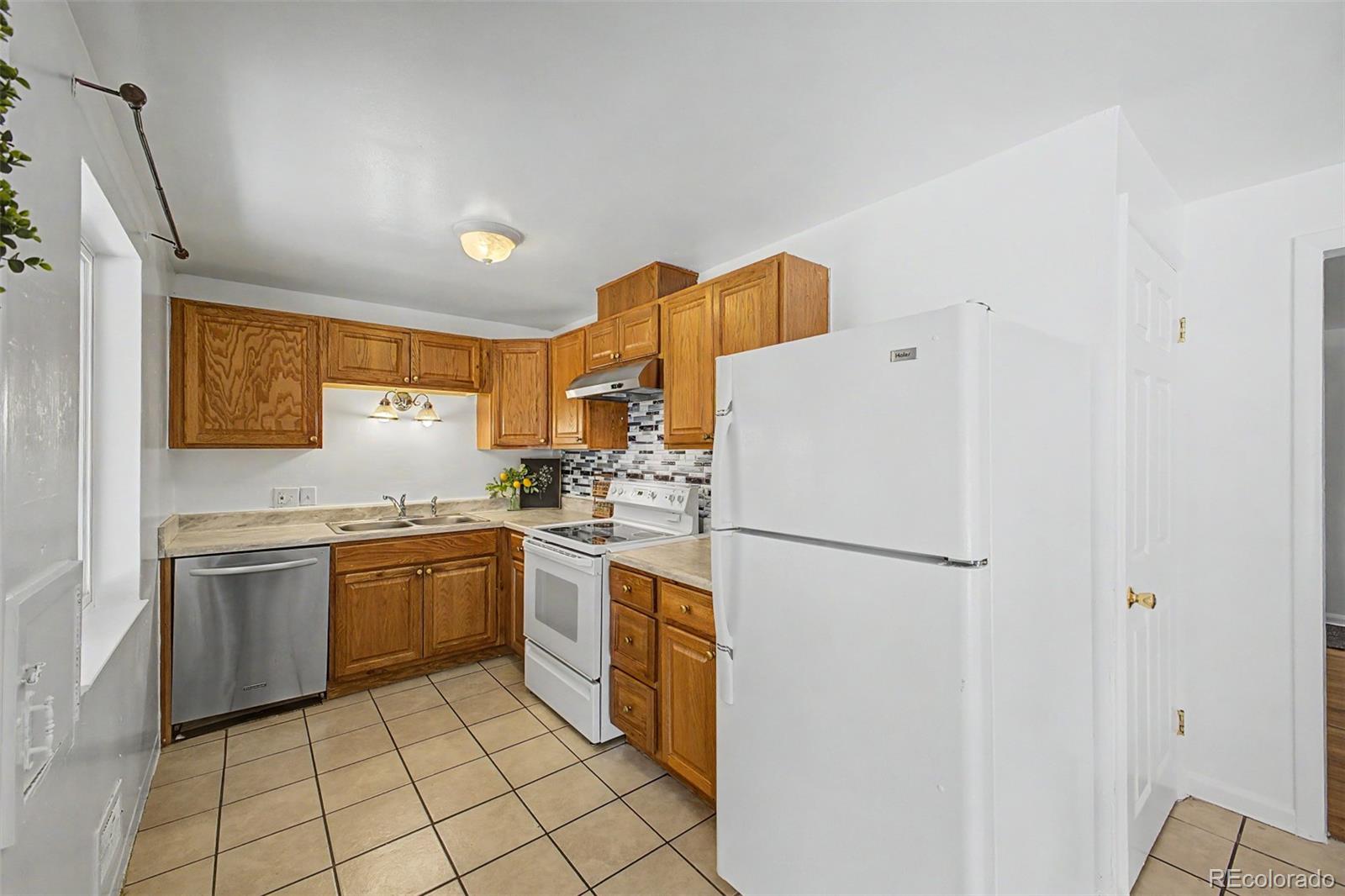 565 Florence Street Aurora CO 80010