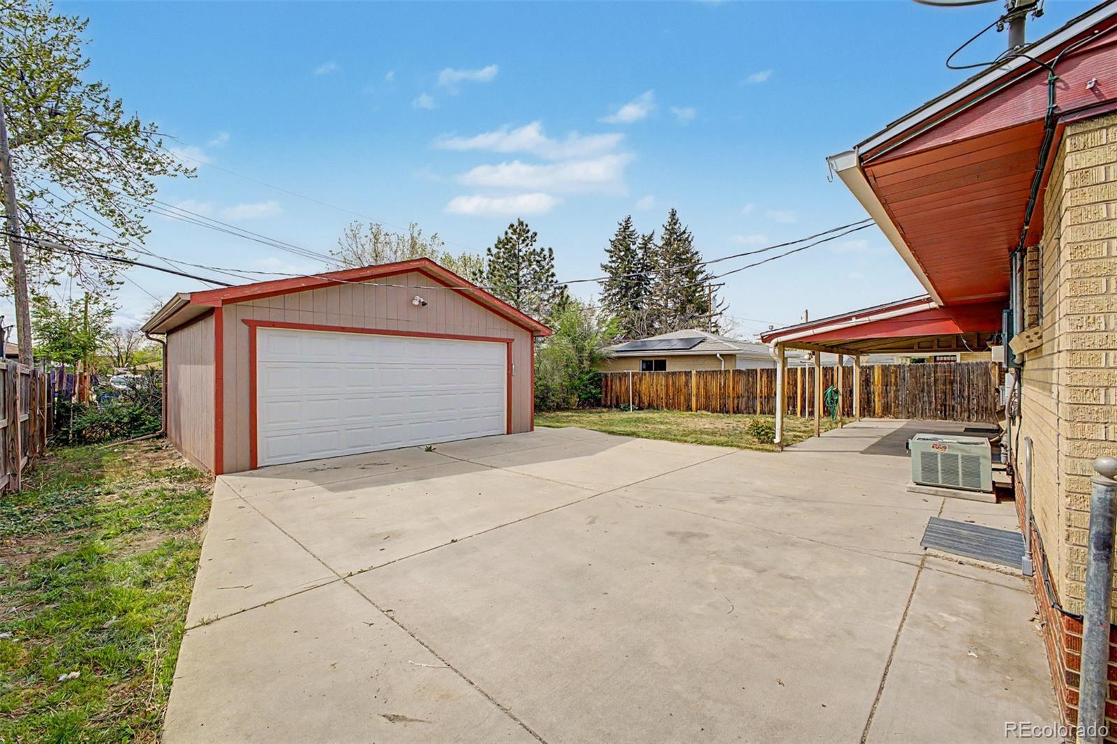 565 Florence Street Aurora CO 80010
