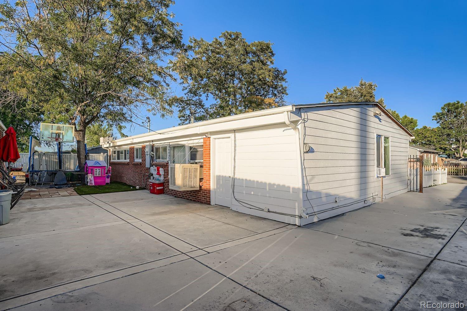 6625 Locust Street Commerce City CO 80022