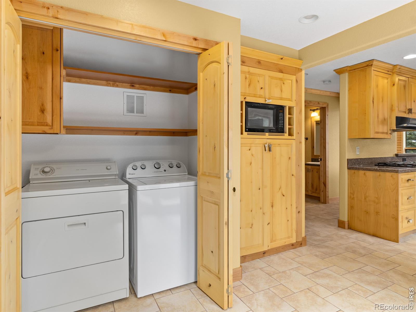 195 Rockledge Circle Lyons CO 80540