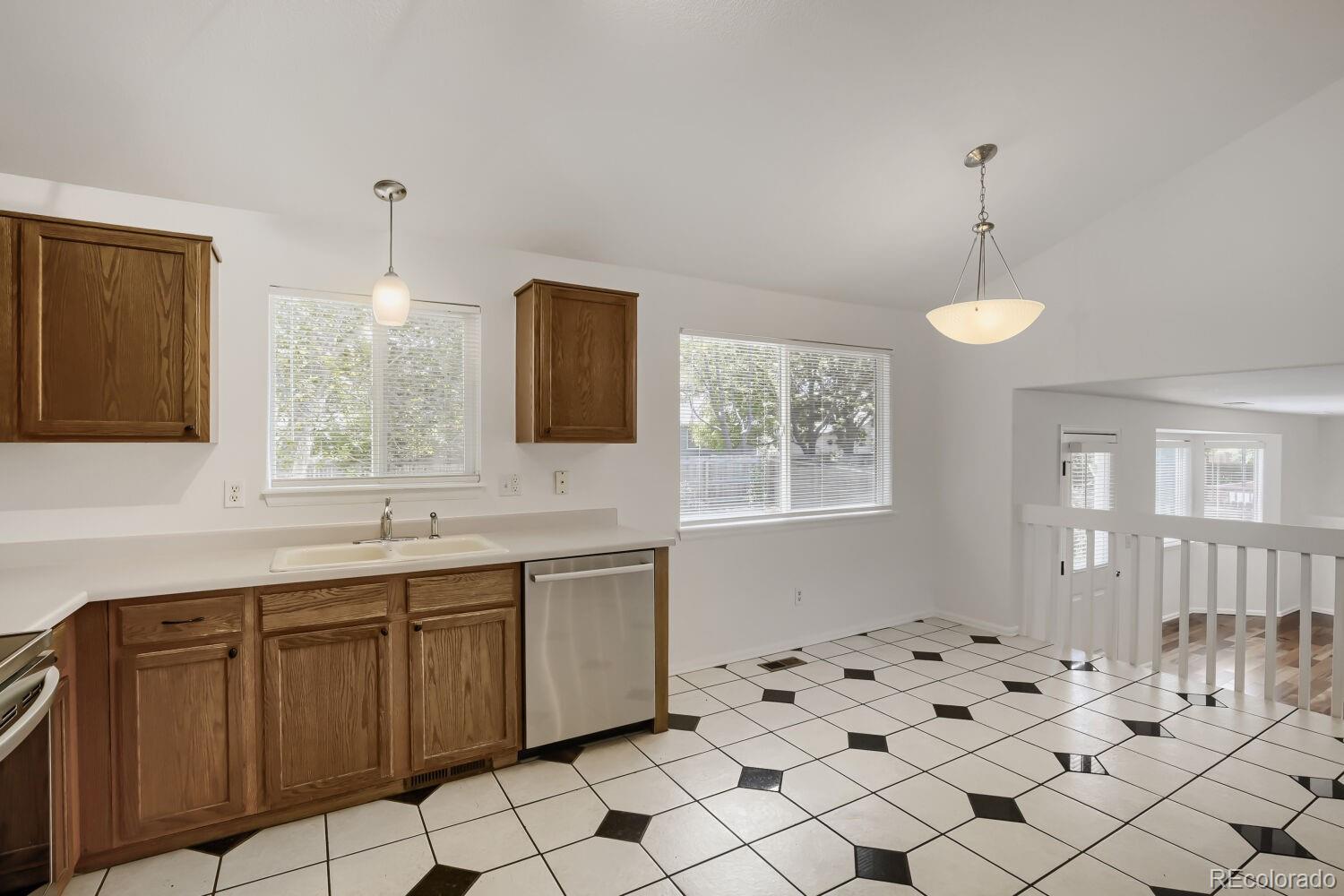 1633 Deerwood Drive Longmont CO 80504