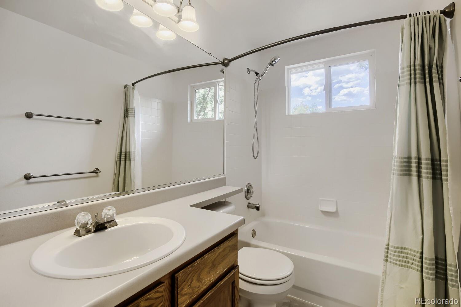 1633 Deerwood Drive Longmont CO 80504