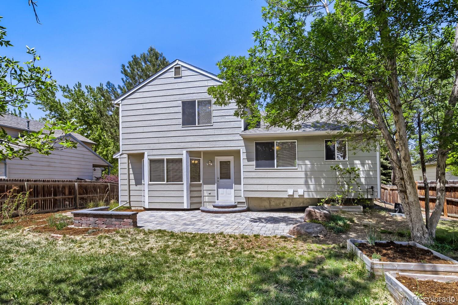 1633 Deerwood Drive Longmont CO 80504