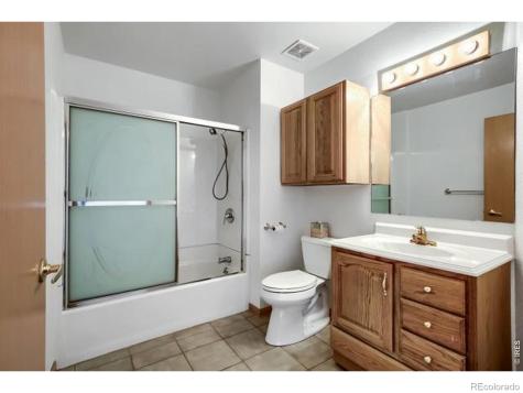 557 Trailwood Circle Windsor CO 80550