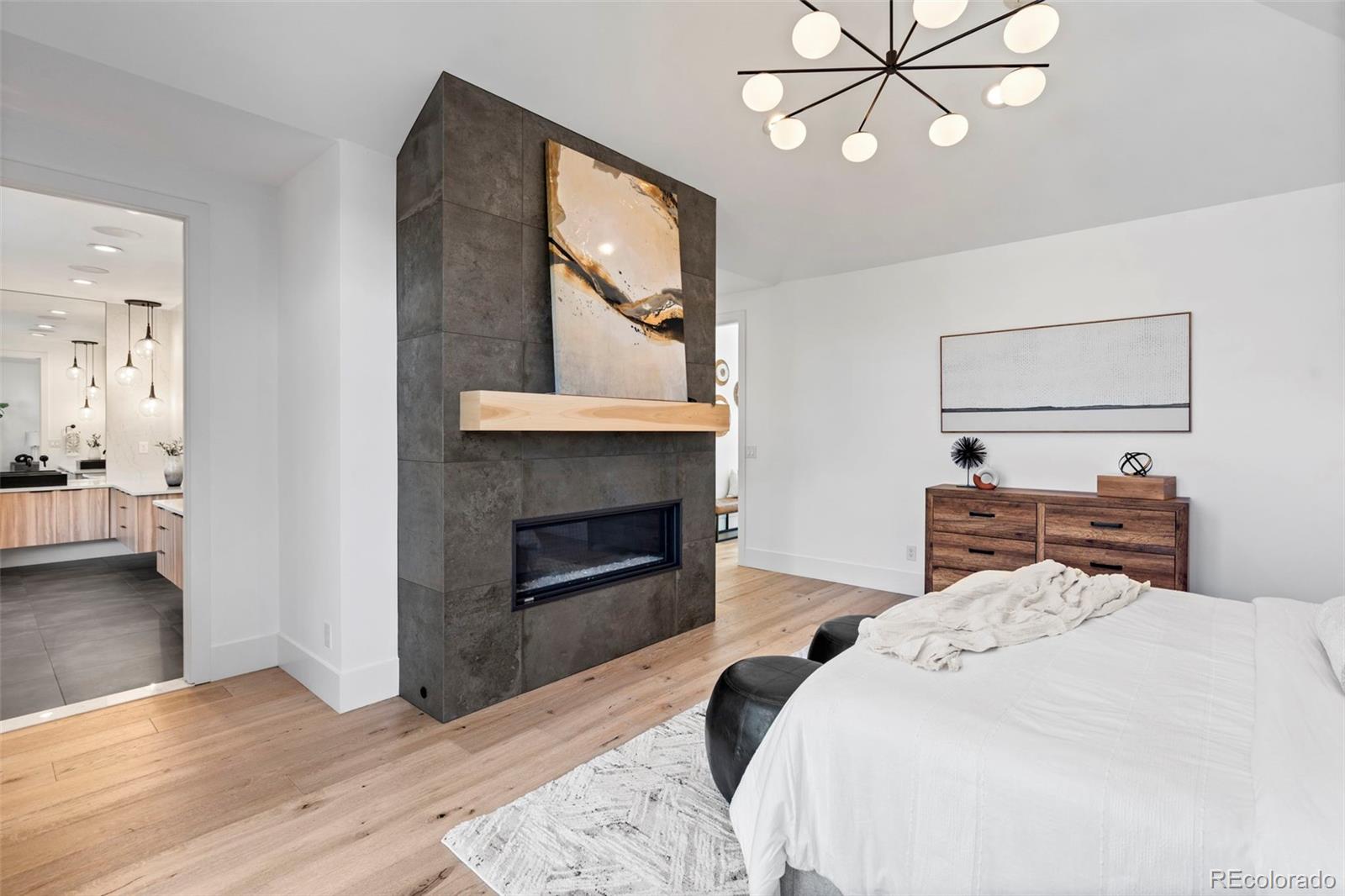 959 S Vine Street Denver CO 80209