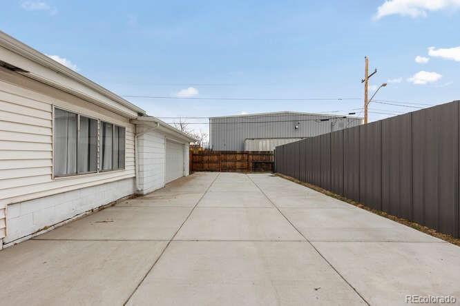 5360 Monaco Street Commerce City CO 80022
