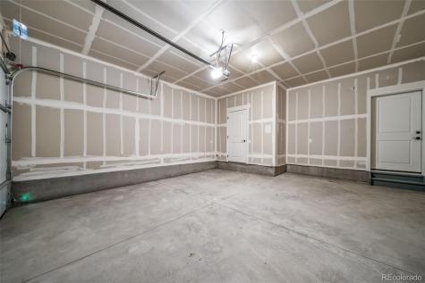 21927 E 51st Drive Aurora CO 80019