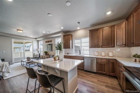 21927 E 51st Drive Aurora CO 80019