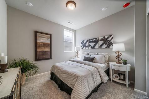 21927 E 51st Drive Aurora CO 80019