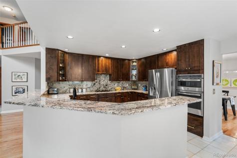 4852 S Carson Street Aurora CO 80015