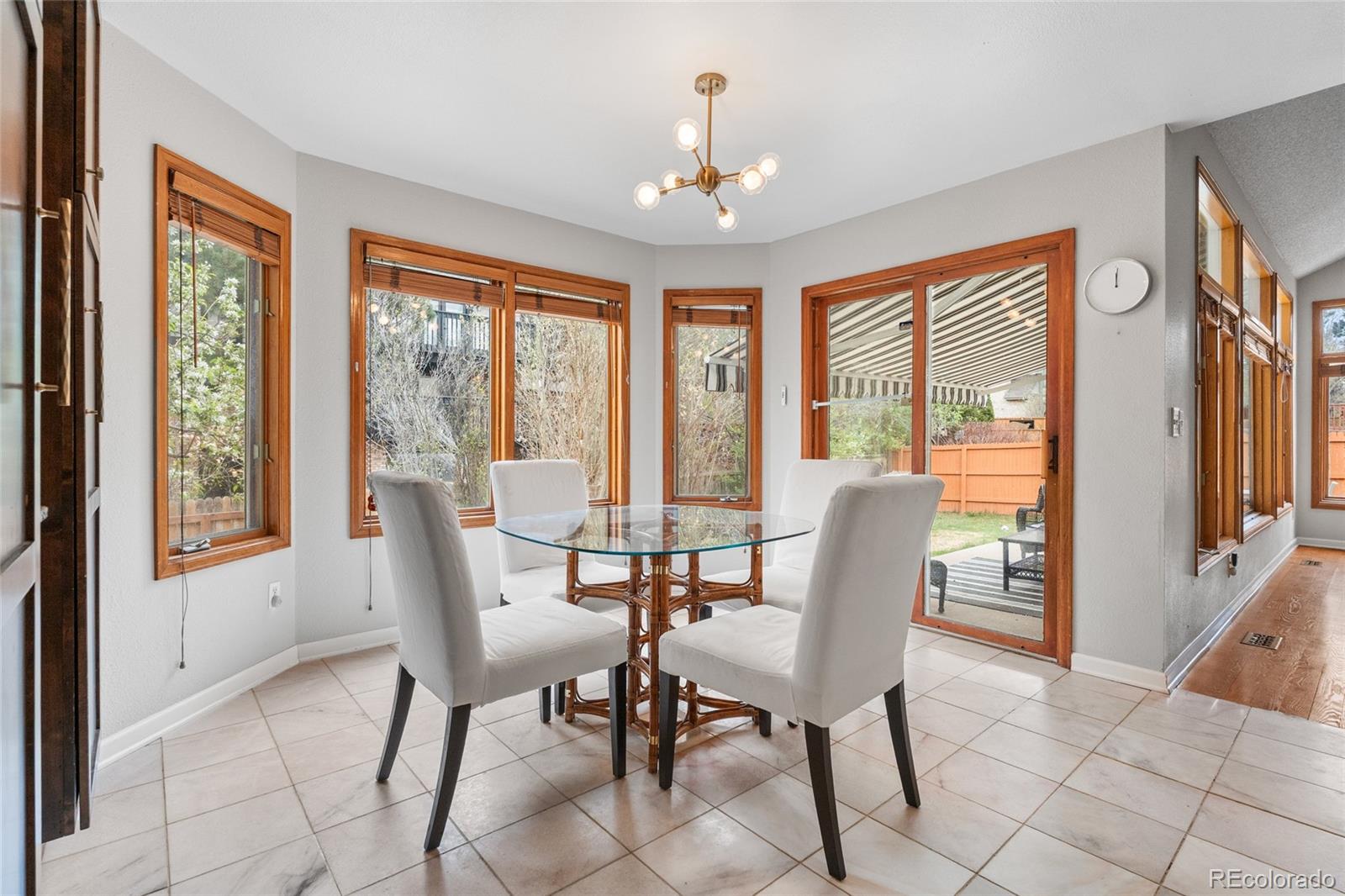 4852 S Carson Street Aurora CO 80015