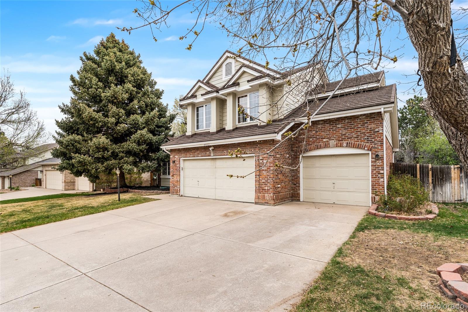4852 S Carson Street Aurora CO 80015