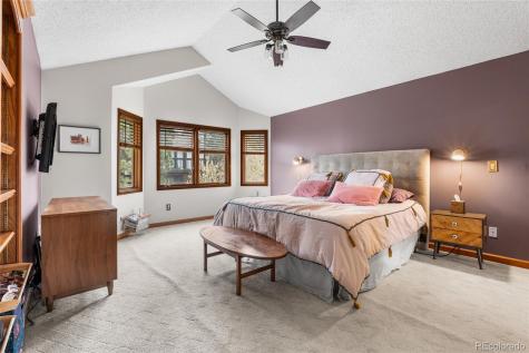 4852 S Carson Street Aurora CO 80015