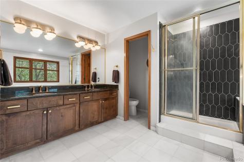 4852 S Carson Street Aurora CO 80015
