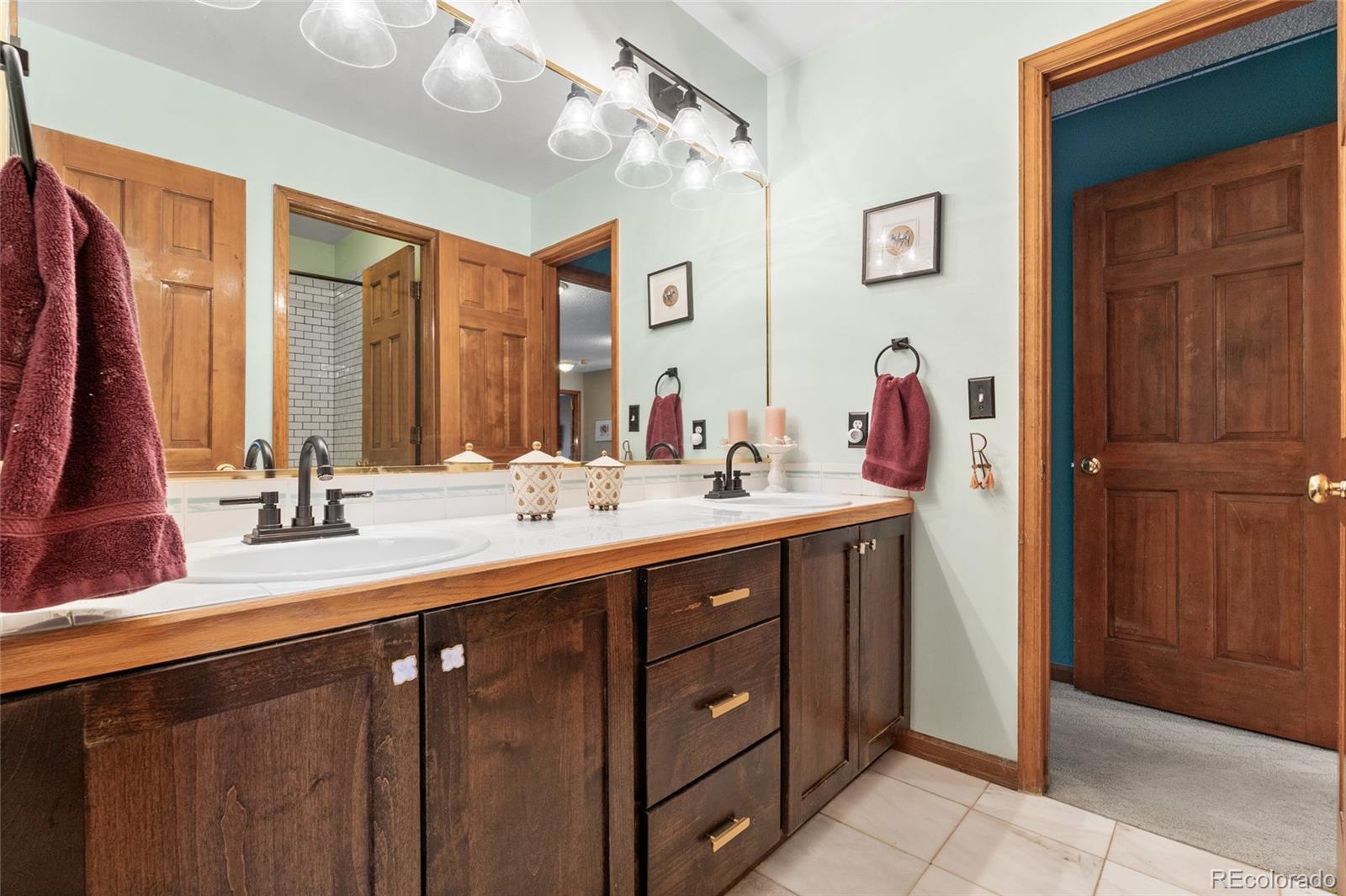 4852 S Carson Street Aurora CO 80015