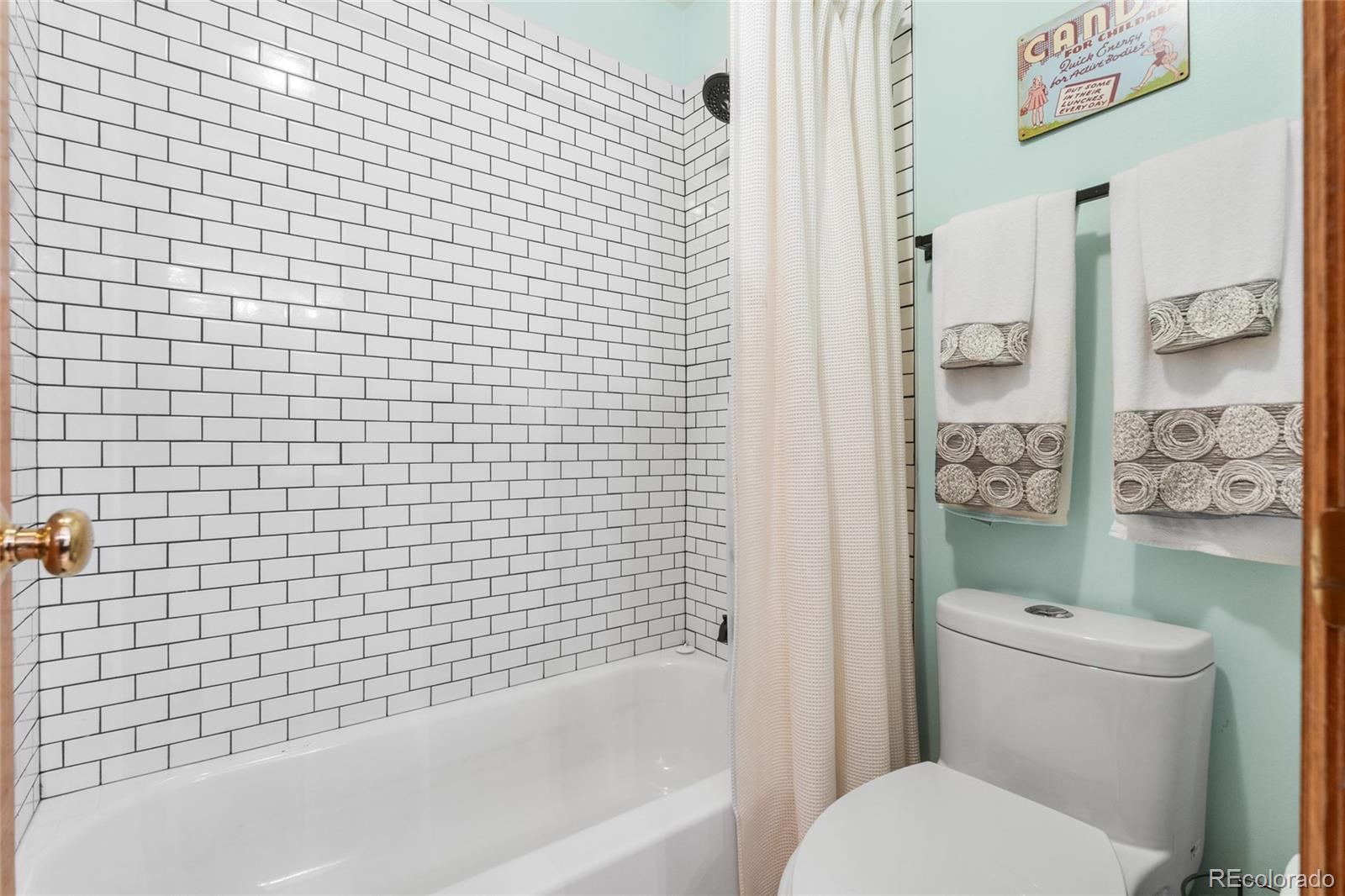 4852 S Carson Street Aurora CO 80015
