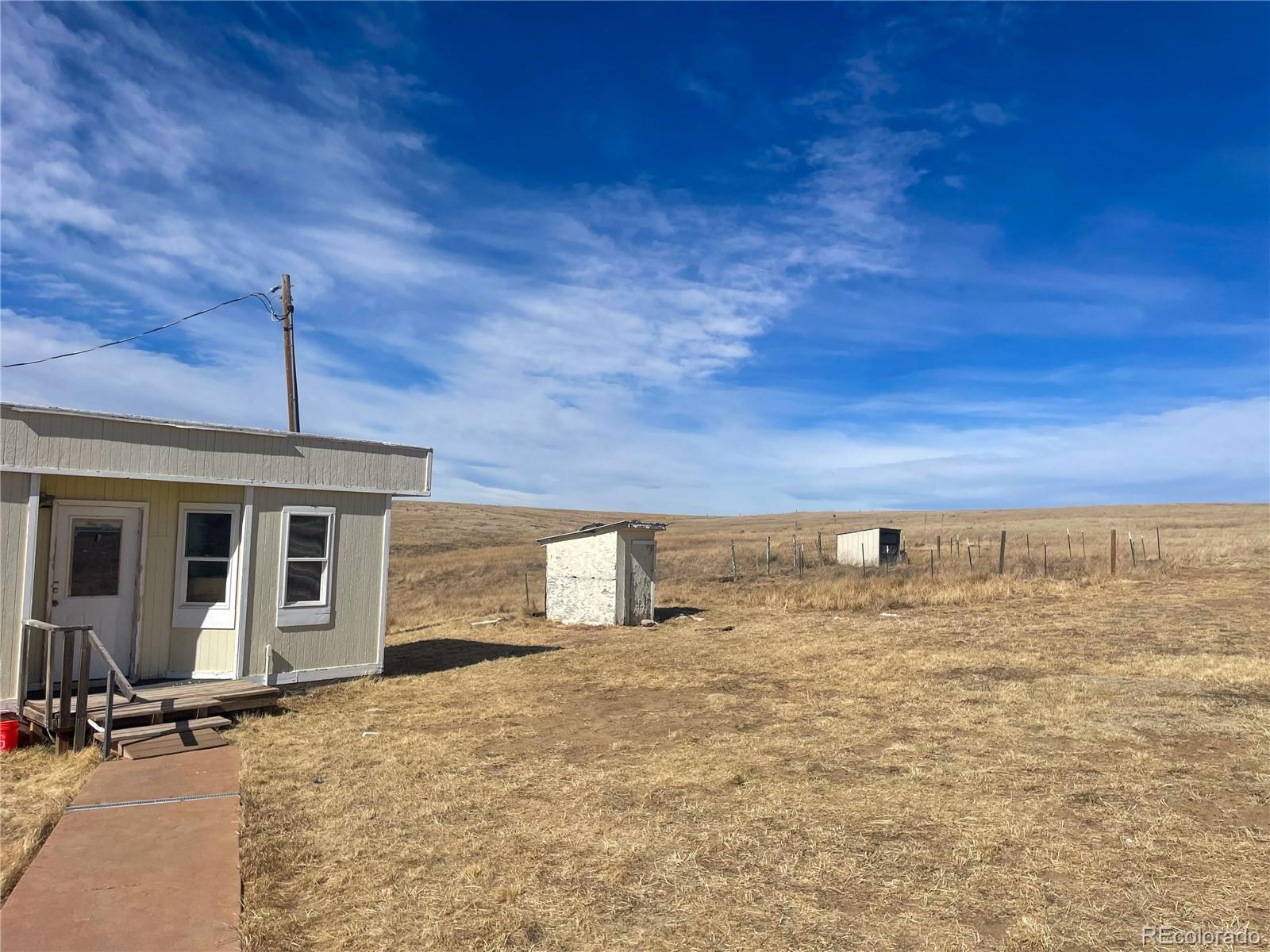 45005 E Maplewood Drive Bennett CO 80102