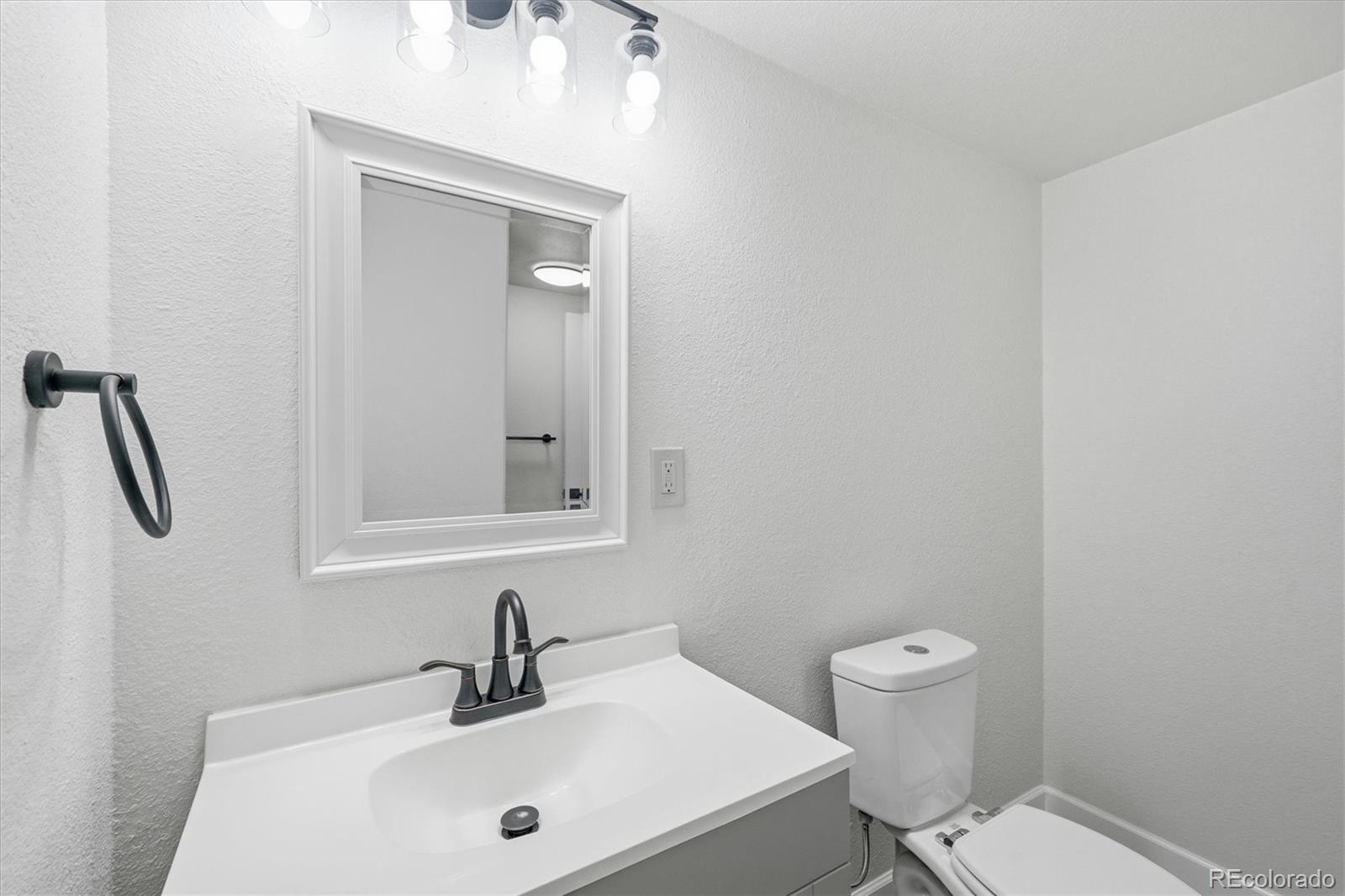 18171 E Crestridge Drive Centennial CO 80015