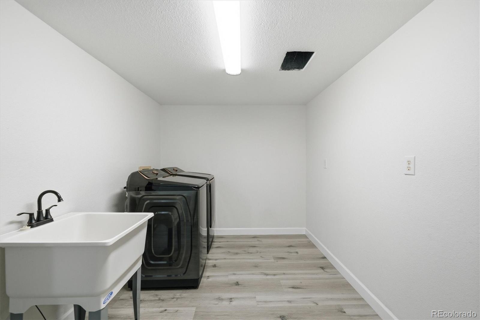 18171 E Crestridge Drive Centennial CO 80015