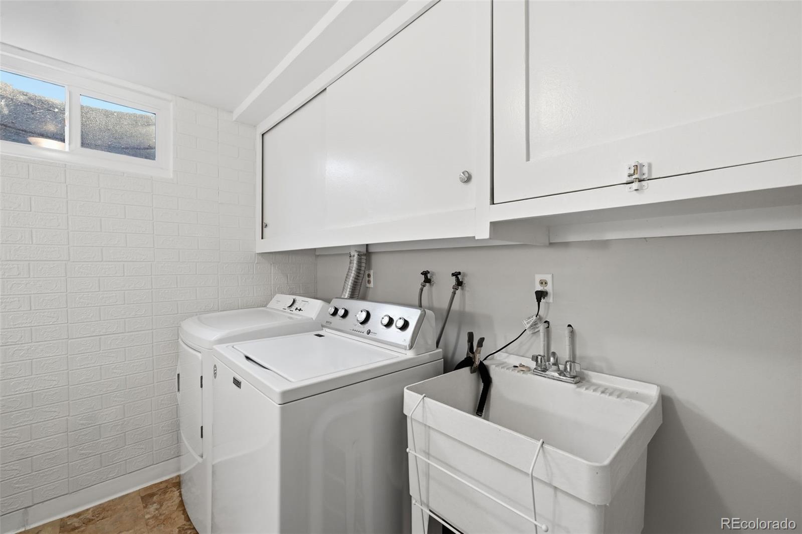 571 Vista Drive Castle Rock CO 80104