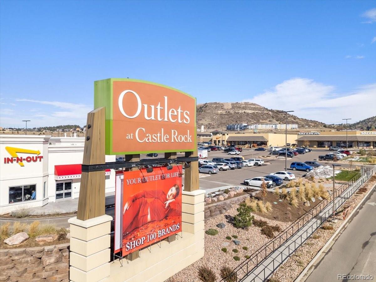 571 Vista Drive Castle Rock CO 80104