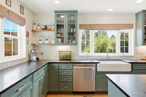 6210 S Lewis Street Littleton CO 80127