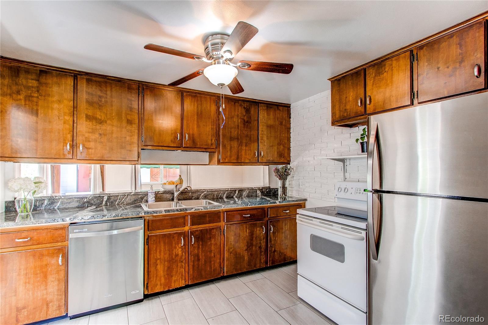 1074 Elmira Street Aurora CO 80010