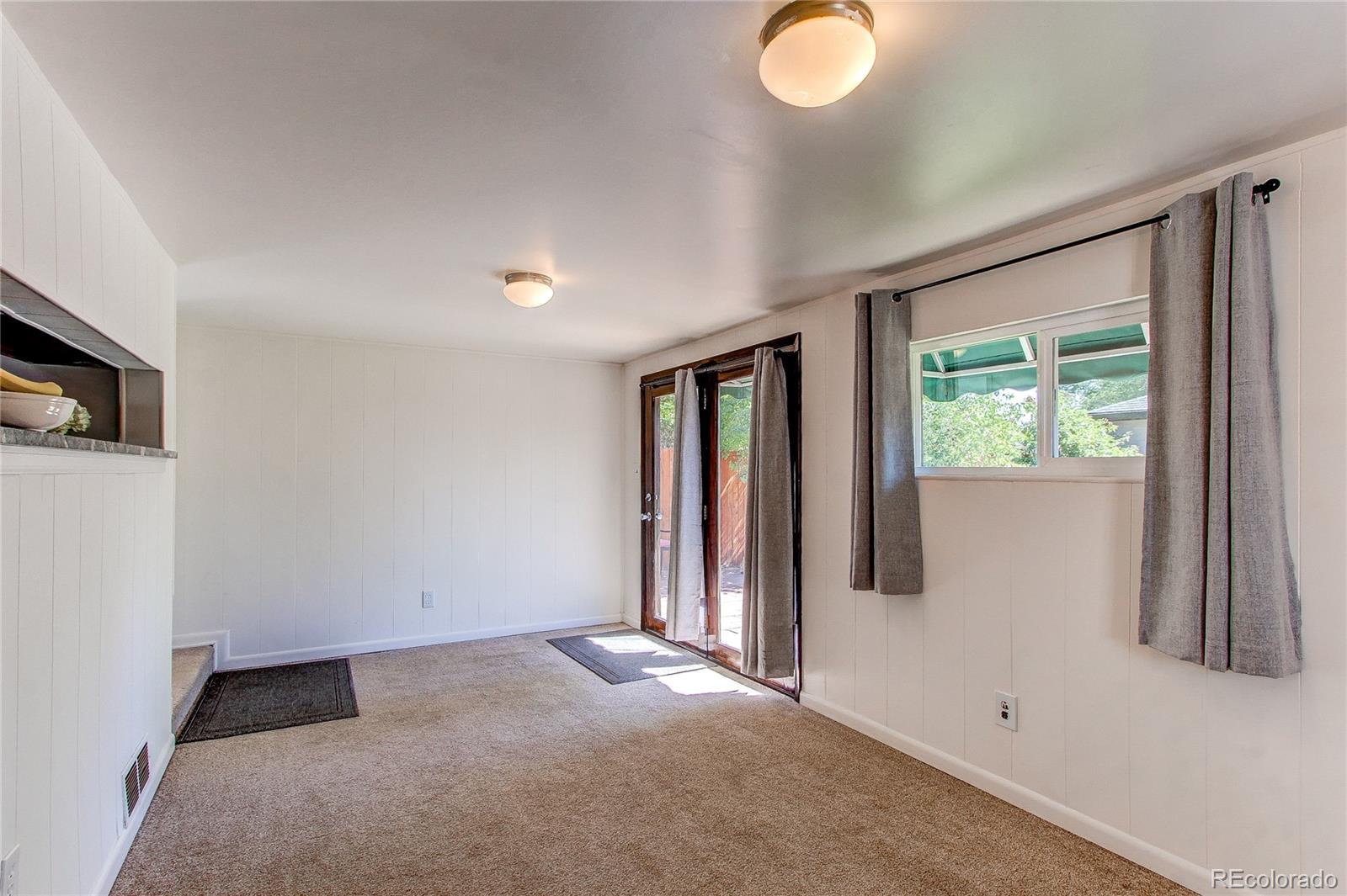 1074 Elmira Street Aurora CO 80010