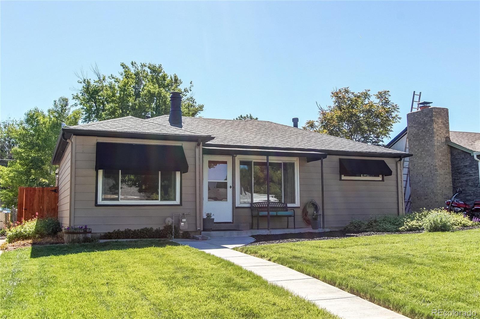 1074 Elmira Street Aurora CO 80010