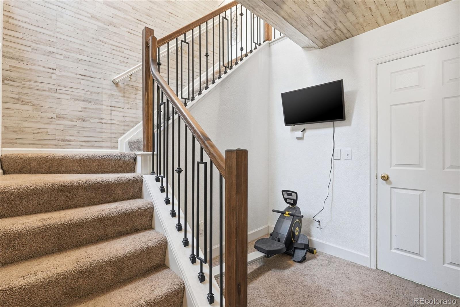 20982 E 40th Place Denver CO 80249