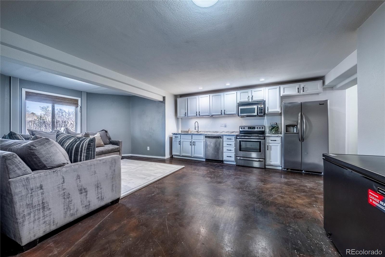 955 Independence Street Lakewood CO 80215