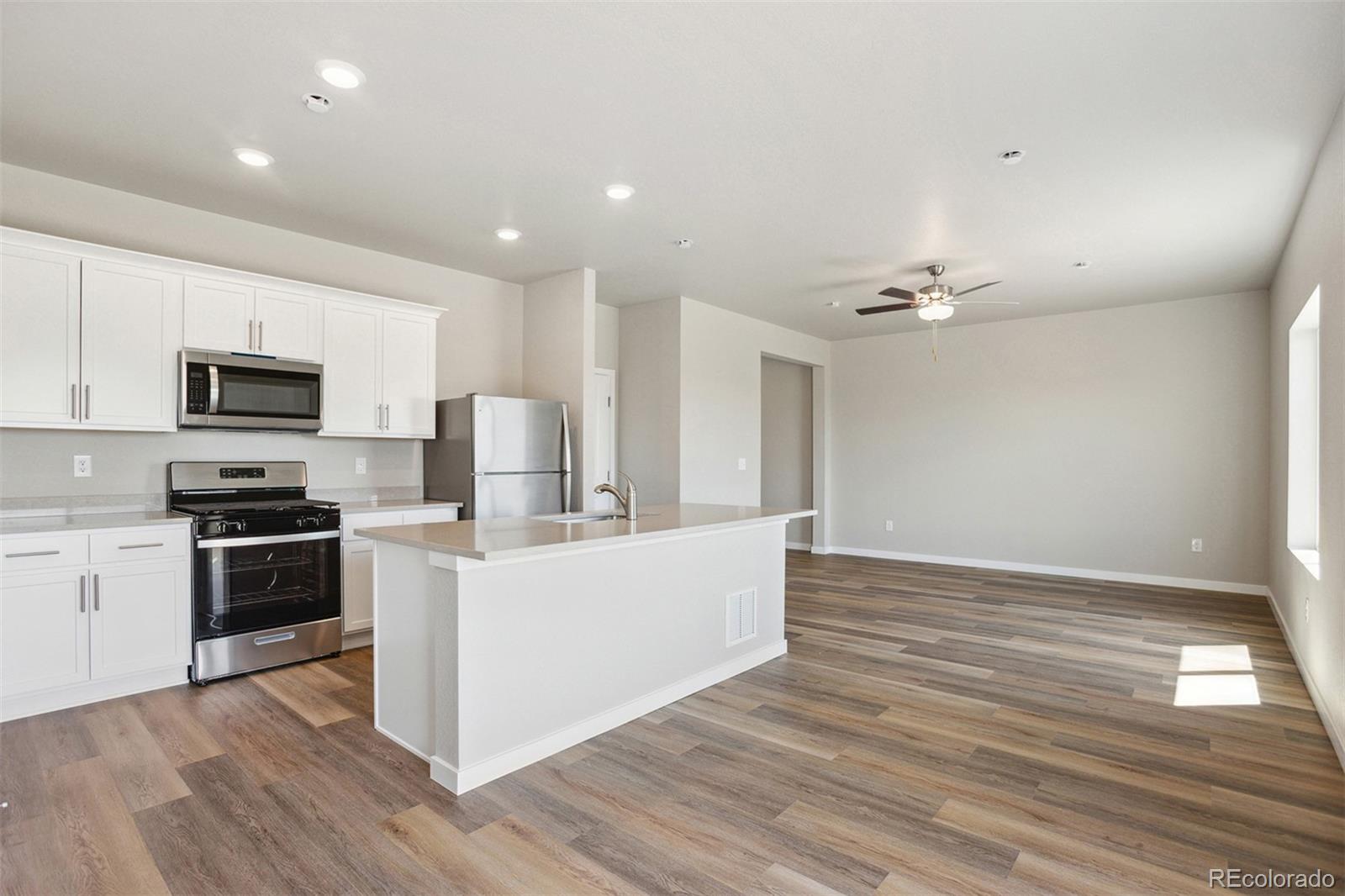 48195 Shetland Drive Bennett CO 80102