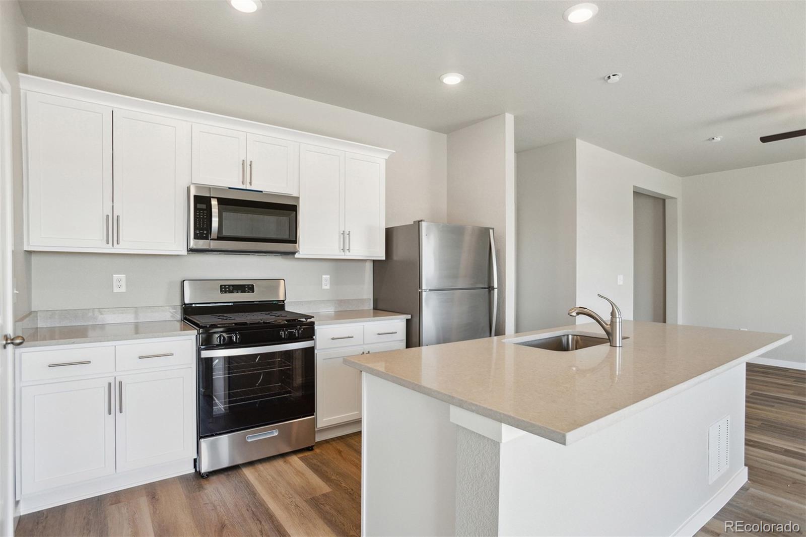 48195 Shetland Drive Bennett CO 80102