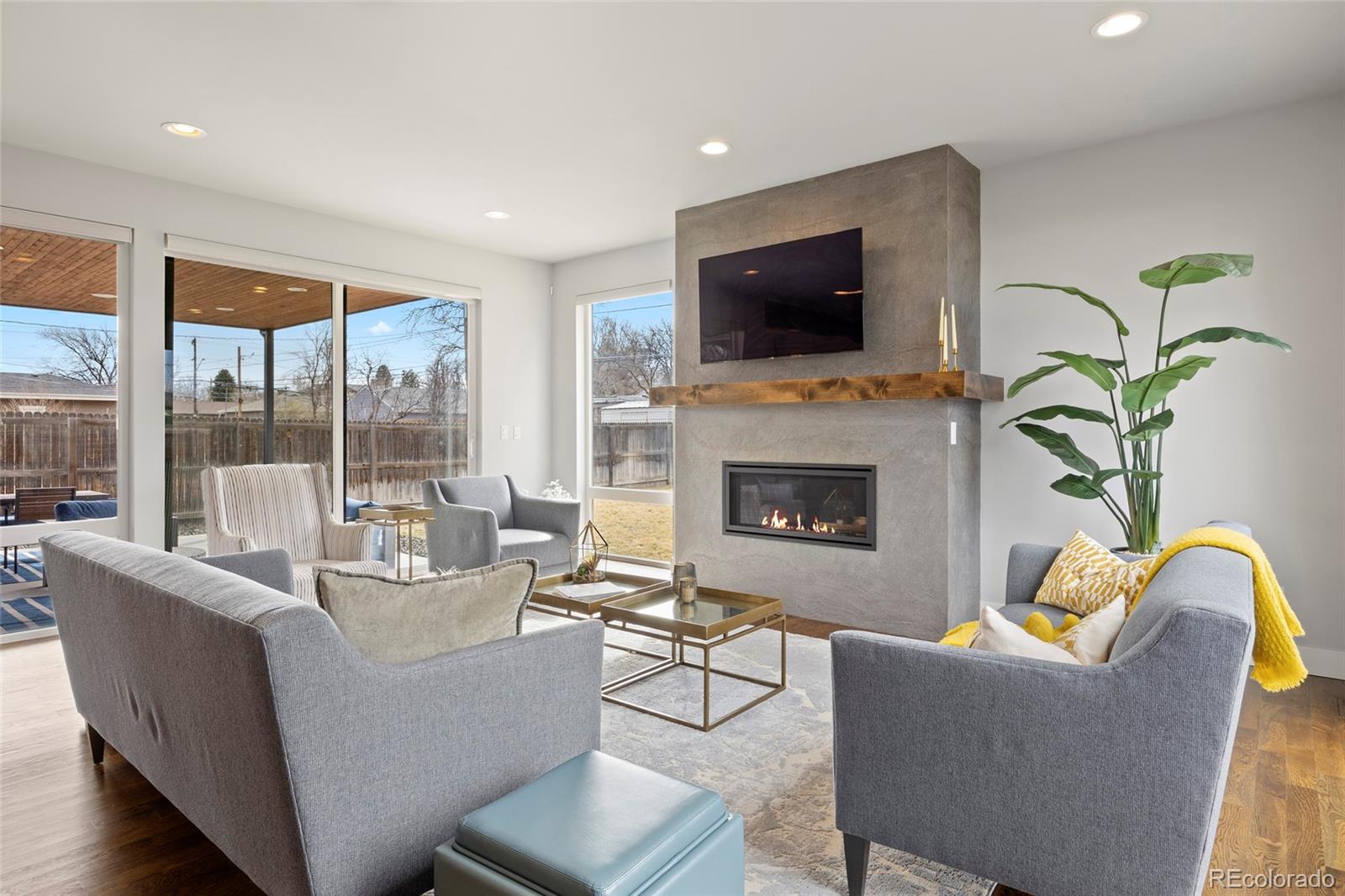 3083 S Cherry Way Denver CO 80222
